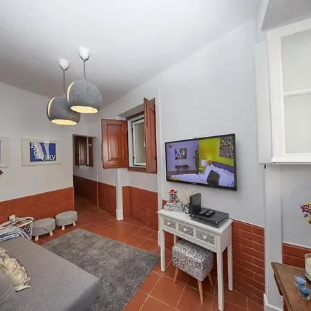 Lx Factory Apartment! Outside Terrace Lisbon Exterior photo