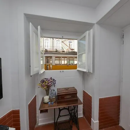 Lx Factory Apartment! Outside Terrace Lisbon Exterior photo